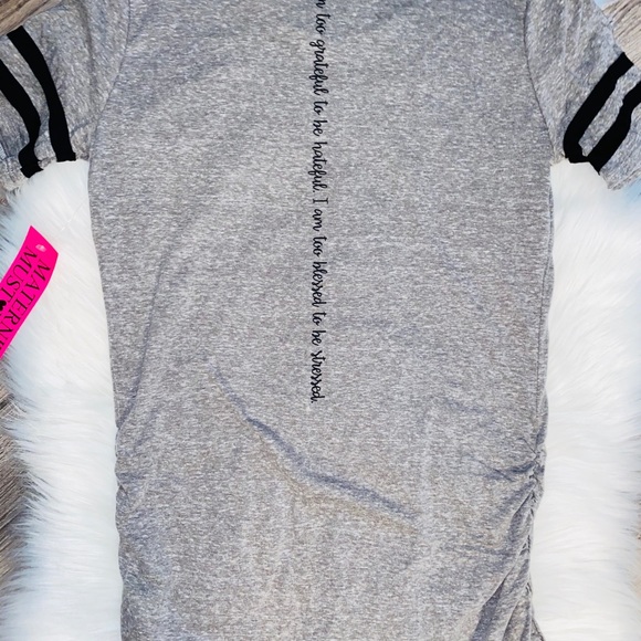 New Maternity shirt - Picture 3 of 4